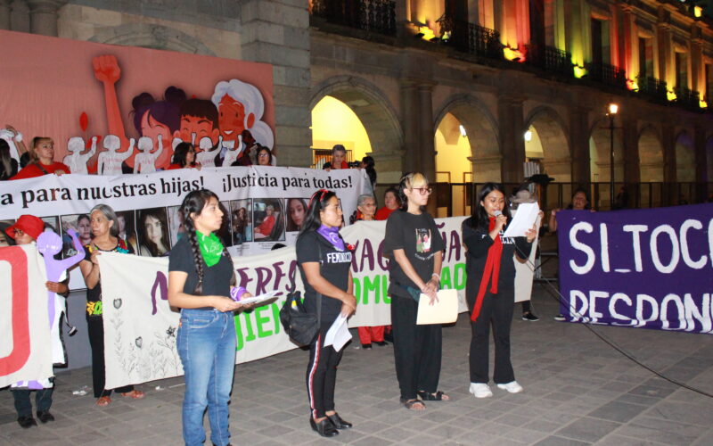 Mujeres, colectivos y organizaciones marchan por el Día Internacional contra la violencia hacia las mujeres